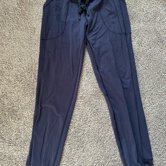 Lululemon base runners - Picture 5 of 5